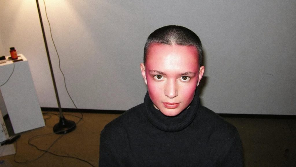 Массаж снимает стресс, расслабляет мышцы и выравнивает сон